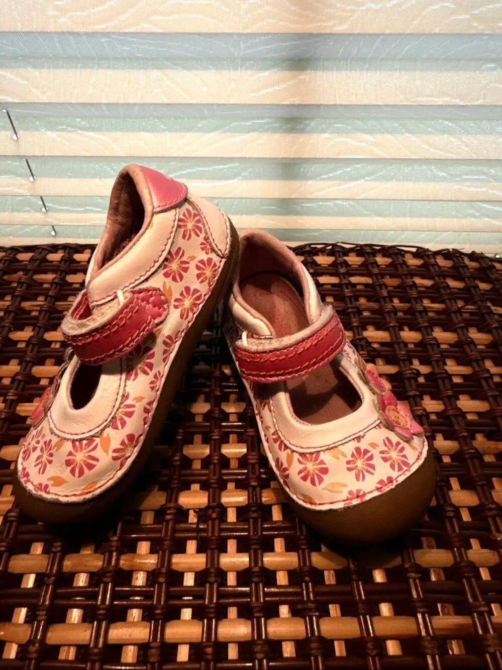 Stride Rite Mary Jane leather slip one shoes